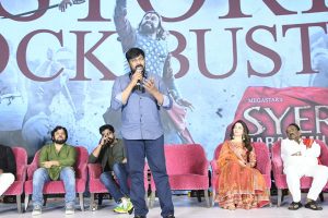 సైరా.. చ‌ర‌ణ్ చేస్తే ఎలా ఉండేదో..?