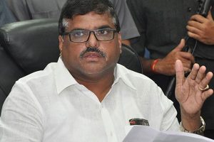 విద్యాశాఖపై బొత్స అనాసక్తి !
