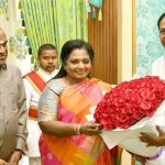 KCR meets Governor