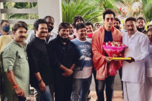 సోనూసూద్‌కి ఘ‌న స్వాగ‌తం