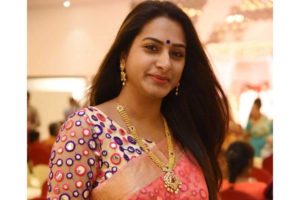 సోషల్ మీడియా చేయబోయిన పెళ్లిని క్యాన్సిల్ చేసిన సురేఖ వాణి..!