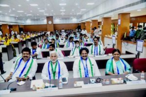 నోరెత్తలేని వాళ్లకే చాన్స్.. పేరు మాత్రం వేరే..!