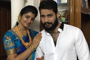 శ్యామల భర్త చీటింగ్..! వైసీపీకేం సంబంధం..?