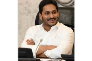 ఆర్కే పలుకు : జగన్ మామూలోడు కాదు !