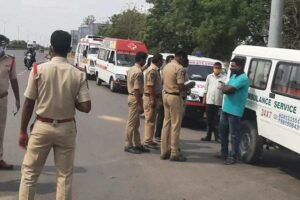 పాస్ ఓన్లీ..! అప్పట్లో ఏపీ.. ఇప్పుడు తెలంగాణ..!