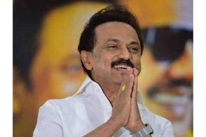 ఆశ్చర్యపోయే కొద్దీ ఆశ్చర్యపడేలా చేస్తున్న స్టాలిన్..!