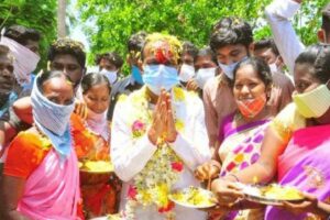 బలప్రదర్శనతో కేసీఆర్‌కు సవాల్ విసిరిన ఈటల..!