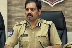 సైబరాబాద్ సీపీ సజ్జనార్ బదిలీ.. స్టీఫెన్ రవీంద్రకు పోస్ట్..!