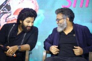 సుకుమార్ చెప్పిన సెన్స్ లెస్.. కథ !