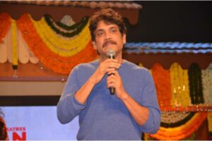 టికెట్ రేట్ల గురించి మాట్లాడ‌డం రాజ‌కీయమా?