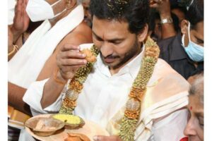 నిన్న సమతా పీఠం.. రేపు శారదా పీఠం !