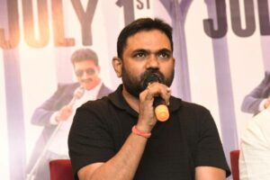 ప్ర‌భాస్ ఫ్యాన్స్‌ని మ‌రింత భ‌య‌పెడుతున్న మారుతి