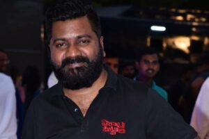 కమర్షియల్ బాటలో వేణు ఉడుగుల