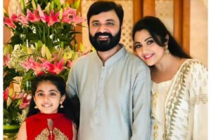 మీనా భర్త చనిపోవడానికి కారణం అదే