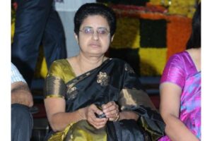 ఎన్టీఆర్ చిన్న కుమార్తె ఉమామహేశ్వరి ఆత్మహత్య !