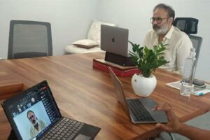 సోషల్ మీడియా కార్యకర్తల్ని దారిలో పెట్టే ప్రయత్నంలో నాగబాబు !