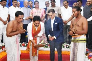 స్టార్ హోటల్ కడితే టూరిస్టులు వచ్చేస్తారా !?