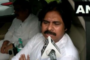 టీడీపీతో కలిసే పోటీ చేస్తామని జాతీయ మీడియాకు చెబుతున్న పవన్