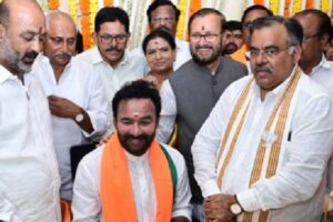 కట్టు తెగిన తెలంగాణ బీజేపీ !
