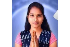 ఎడిటర్స్ కామెంట్ : ప్రజాస్వామ్యం కొనేవాళ్లదే కాదు బర్రెలక్కది కూడా!