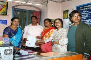 వైసీపీ ఎమ్మెల్సీ మూడో పెళ్లికి రెండో భార్య సాక్షి సంతకం !