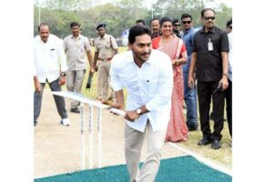 ఆడేందుకు అంబటి రాయుడ్ని  ఎందుకు పిలవలేదు !?