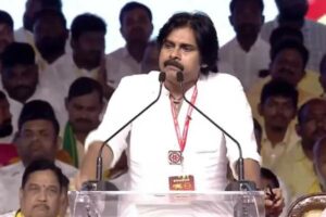 జగన్, లోకేష్ పాదయాత్రలకు తేడా చెప్పిన పవన్