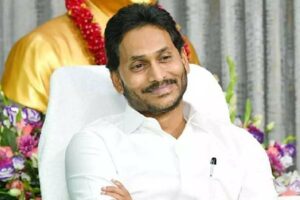 షాక్ – వాలంటీర్ల వ్యవస్థను రద్దు చేసిన జగన్ ?