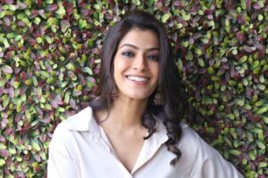 ప్రభాస్ సినిమా వస్తే… ఎందుకు వదులుకుంటా?