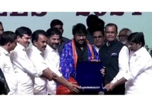 గద్దర్ అవార్డ్స్.. చిరు స్వాగతం