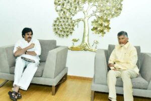 సీట్లపై వాళ్ళిద్దరికీ క్లారిటీ – వైసీపీకే అర్థం కావడం లేదు !