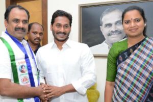 చిలుకలూరిపేట ఇంచార్జ్ దగ్గర ఆరున్నర కోట్లు తీసుకున్న విడదల రజనీ !