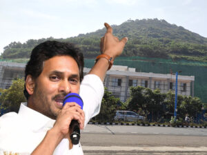 వైజాగ్ నుంచి పాలన… జగన్ ను జనం విశ్వసించేనా..?
