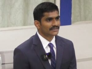 సీఐ అవమానించాడు… సివిల్స్ లో సత్తా చాటాడు..!
