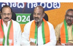 ట్యాపింగ్ కేసులో కీలక పత్రాలు బయటపెట్టిన బండి సంజయ్ – ఎలా ?