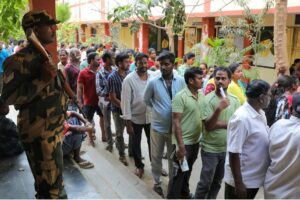 ఏపీలో ముగిసిన పోలింగ్ …పోలింగ్ పెరగడంతో వైసీపీలో టెన్షన్..?