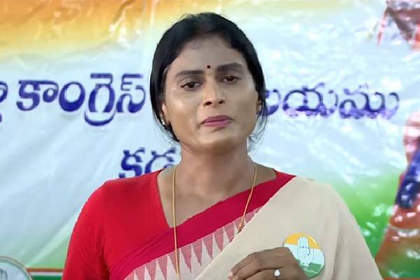 షర్మిల వాదనను చూపించని టీవీ9, ఎన్టీవీ