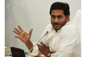 కళ్లు మూసుకుంటే ప్రజలు మర్చిపోతారు   !
