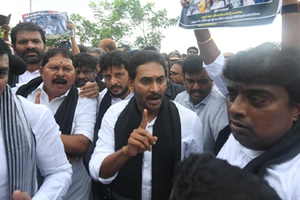 Jagan threatened the police