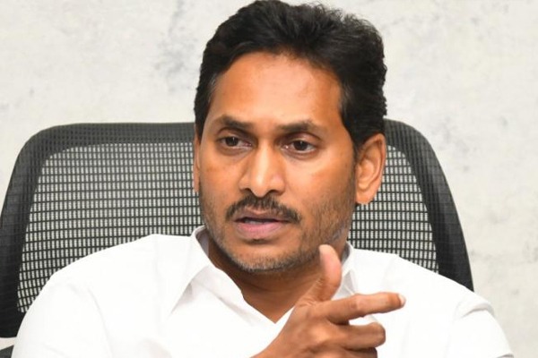 Jagan does not seek Congress support for dharna in Delhi