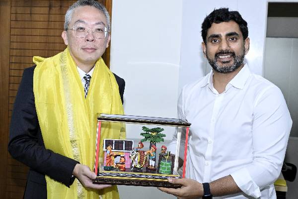 The Fox Con team came to Amaravati and met Nara Lokesh