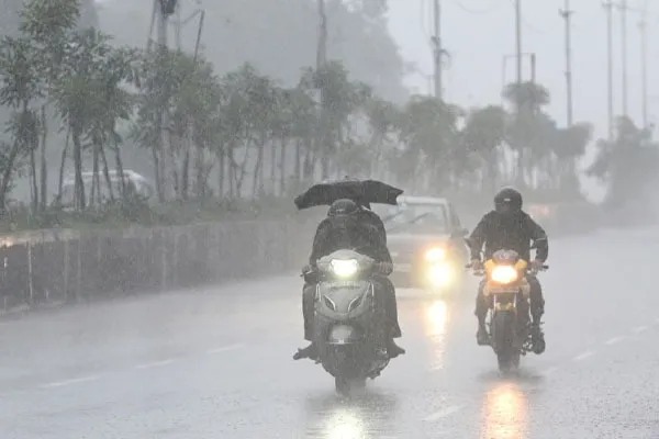 Heavy rains in next two hours in hyderabad