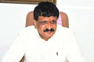 సీఎం ఇంటి ముందు ధర్నా : మైనంపల్లి సంచలన ప్రకటన