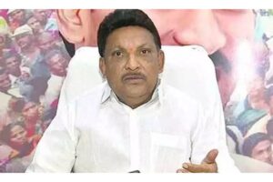 భీమవరం మాజీ ఎమ్మెల్యే ఇంట్లో రైడ్ సినిమా