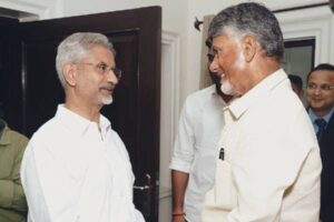 చంద్రబాబుతో విదేశాంగ మంత్రి చర్చలు – వైసీపీలో అనుమానాలు !