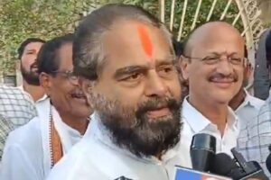 తమ్మినేని ..నాలుగు పీకితేనే పార్టీ మారతారా ?