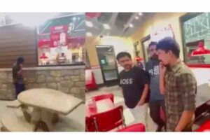 చిల్లర ఎన్నారైలు – అమెరికా పోయి ఆ పనులేంది !?