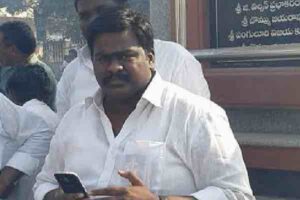 తురక కిషోర్‌ను ఇప్పటికి పట్టుకున్నారు !