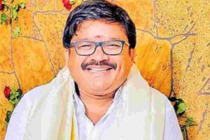 వంశీ రైట్ హ్యాండ్ అరెస్టు !