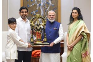 లోకేష్‌ – మోదీ :  ఫ్యామిలీ బాండింగ్  !